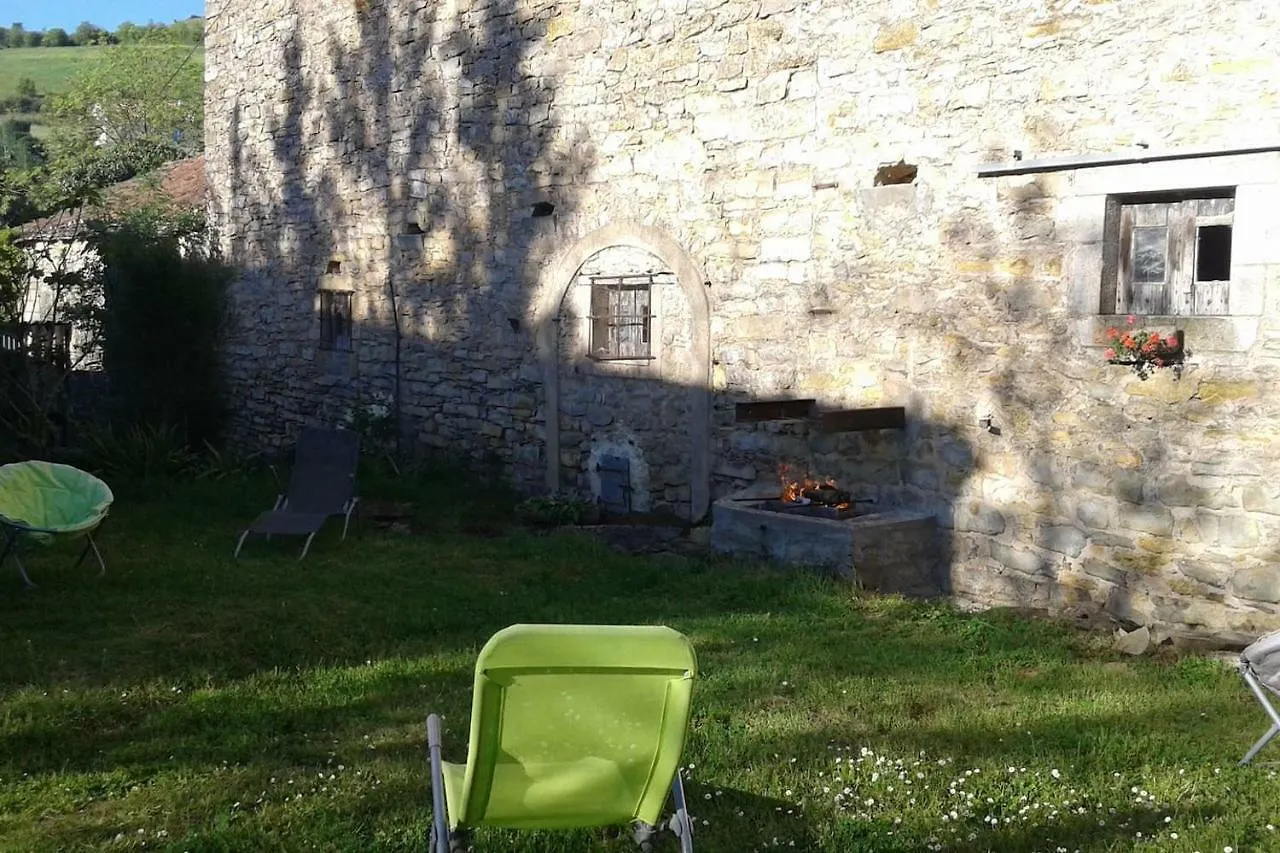 Holiday home Gite Gabrielle Saint-Jean-d'Alcapies